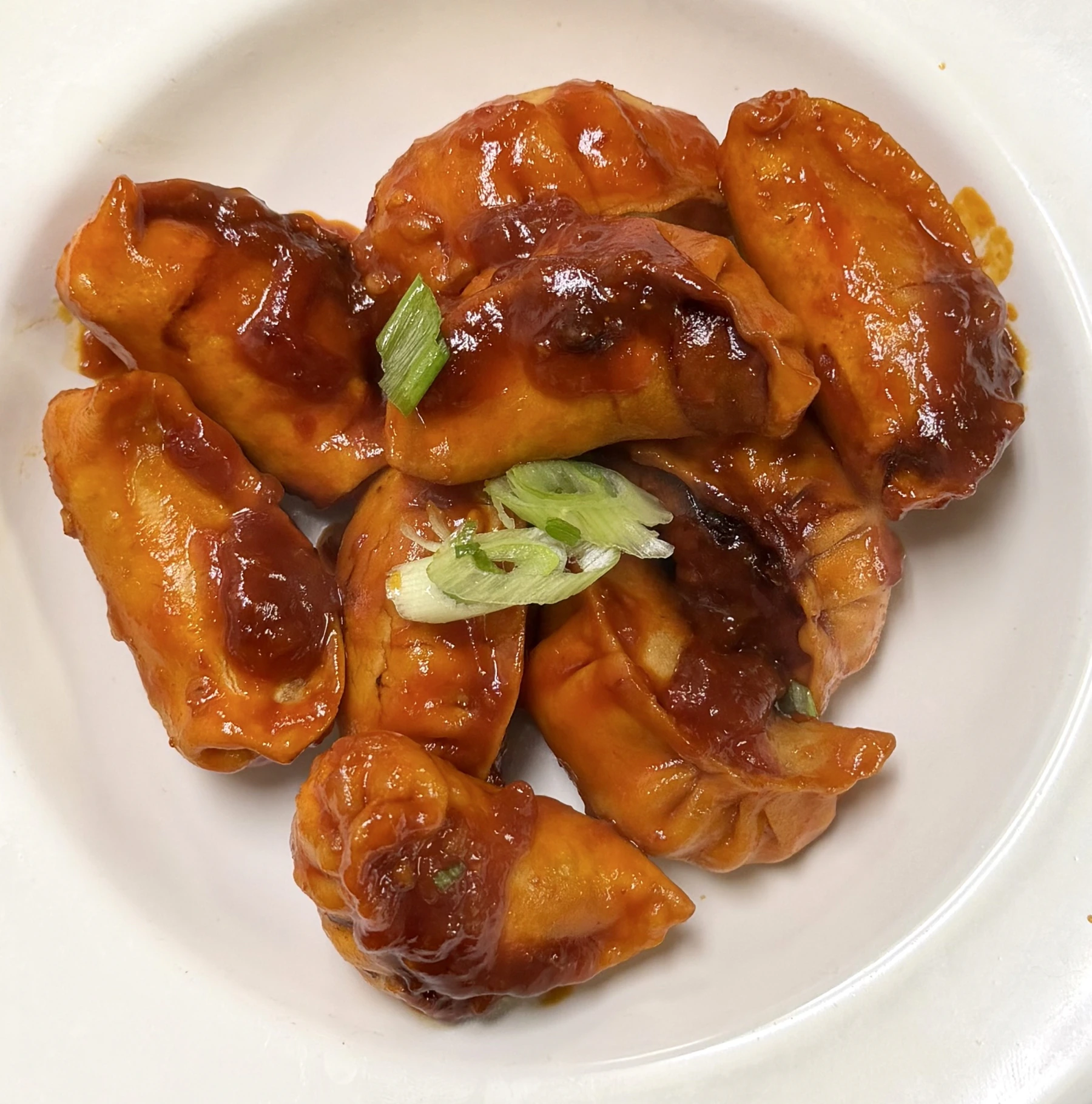 Crispy saucy momo